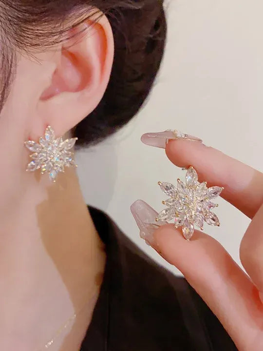 Geometric artificial jewellery   stud